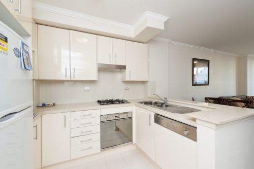 Astra Apartments - Chatswood - Accommodation Fremantle 2