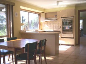 Red Rock Lodge - Port Augusta Accommodation
