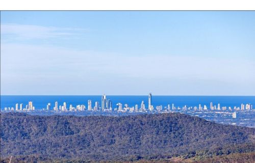 Mountain Edge Lodges - Accommodation in Surfers Paradise