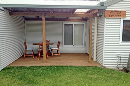 Oyster Cottage - Accommodation Burleigh 4