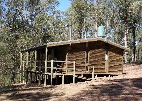 Parkvale Holiday Cabins - Accommodation Burleigh 0