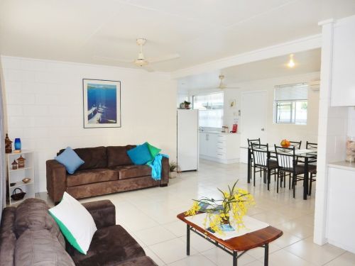 Lucinda Holiday Rentals  - Accommodation Sunshine Coast