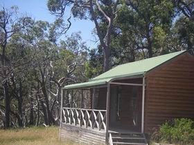 Cave Park Cabins - Casino Accommodation