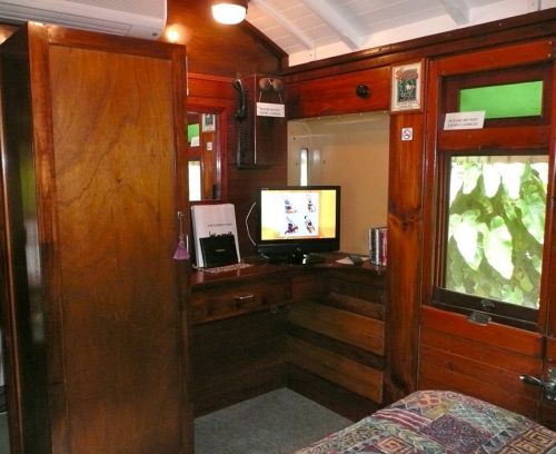 Mt Nebo Railway Carriage & Chalet - thumb 2