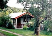 Mt Nebo Railway Carriage & Chalet - thumb 4