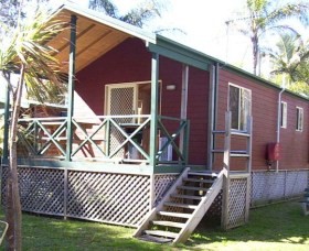 A Paradise Park Cabins - Yamba Accommodation