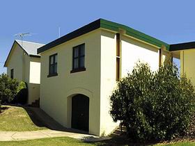 Beachport Holiday Units - Accommodation Cooktown