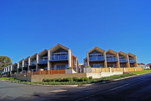 Seine Bay Apartments - Tourism Brisbane