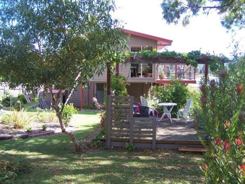 Monaro Cottage - Yamba Accommodation
