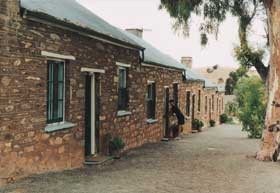 Burra Heritage Cottages - Tivers Row - Mackay Tourism