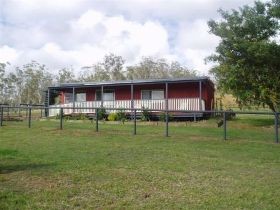 Mulgowie Country Cabins