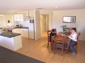 Copper Cove Holiday Villas - Accommodation Cooktown