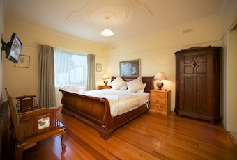 Nazaaray Beach House - Dalby Accommodation