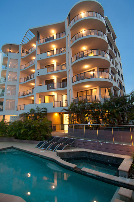 Meridian Alex Beach Apartments - thumb 9