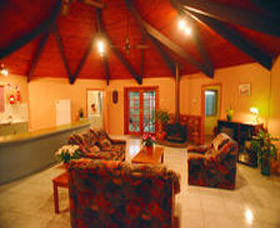 Lovedale Lodge - Dalby Accommodation