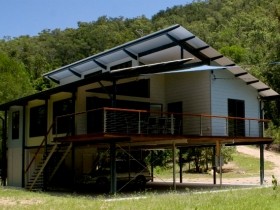 Creek Valley Rainforest Retreat - Accommodation in Brisbane