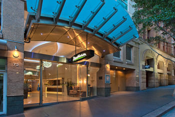 Radisson Hotel & Suites Sydney - thumb 22