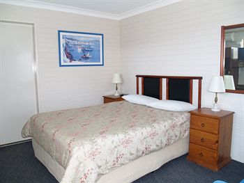 Pigeon House Motor Inn - Accommodation Redcliffe