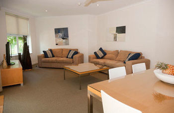 The Emerald Resort Noosa - Whitsundays Accommodation 19