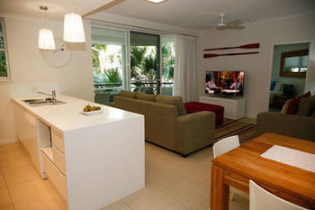 The Emerald Resort Noosa - Whitsundays Accommodation 55