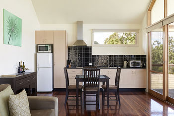 Yering Gorge Cottages By The Eastern Golf Club - Tweed Heads Accommodation 7