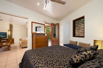 L'Auberge Noosa - Whitsundays Accommodation 3