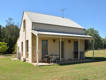 Madigan Wine Country Cottages - Accommodation NT 28