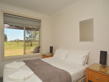 Madigan Wine Country Cottages - Accommodation NT 49