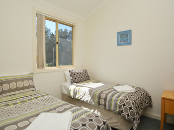 Madigan Wine Country Cottages - Accommodation NT 58