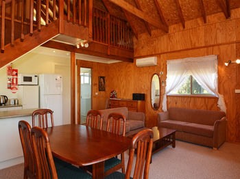 Madigan Wine Country Cottages - Accommodation NT 81