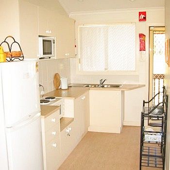 Madigan Wine Country Cottages - Accommodation Noosa 9