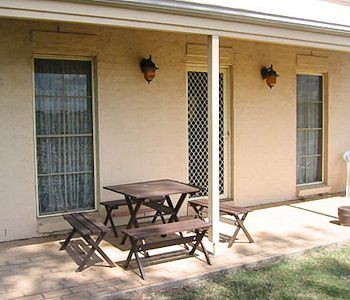 Madigan Wine Country Cottages - Accommodation Mermaid Beach 12