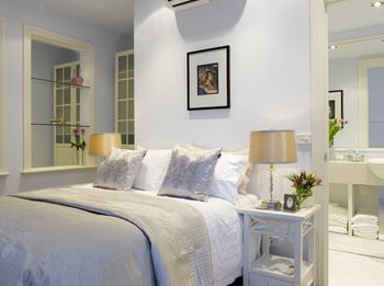 Andre's Mews Luxury Serviced Apartments - Whitsundays Accommodation 27