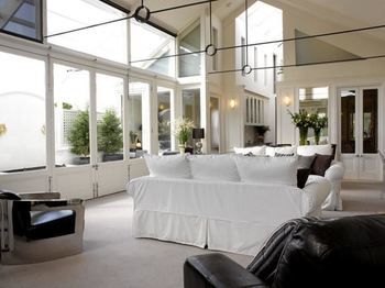 Andre's Mews Luxury Serviced Apartments - Whitsundays Accommodation 38