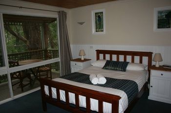 Hill 'N' Dale Farm Cottages - Accommodation Noosa 21
