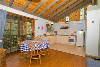 Hill 'N' Dale Farm Cottages - Tweed Heads Accommodation 2