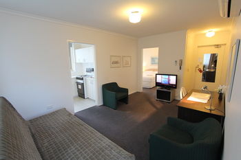 Drummond Apartments Services - St Kilda Accommodation