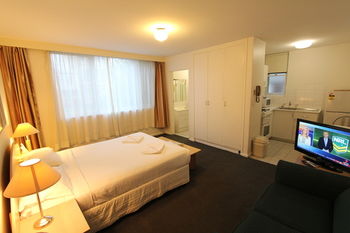 Drummond Apartments Services - Accommodation Tasmania 13