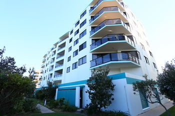 San Marino By The Sea Apartments - Tweed Heads Accommodation 4