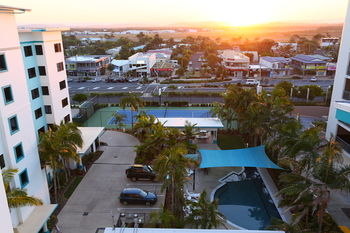 San Marino By The Sea Apartments - Tweed Heads Accommodation 9