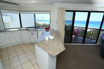 San Marino By The Sea Apartments - Tweed Heads Accommodation 61