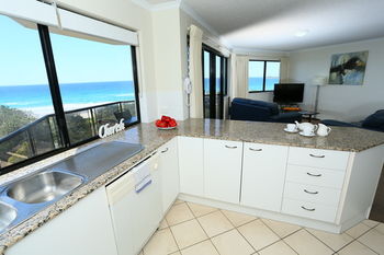 San Marino By The Sea Apartments - Tweed Heads Accommodation 62