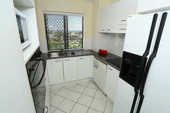 San Marino By The Sea Apartments - Tweed Heads Accommodation 70