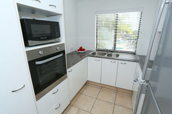 San Marino By The Sea Apartments - Tweed Heads Accommodation 92