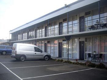 The Prince Mark Motor Inn - Whitsundays Accommodation 3