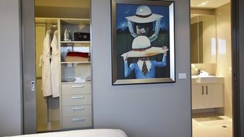 Art Series-The Blackman - Whitsundays Accommodation 44
