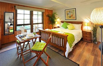Holly Lodge - Tweed Heads Accommodation 1