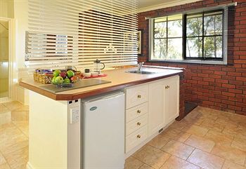 Holly Lodge - Tweed Heads Accommodation 9