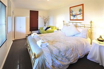 Holly Lodge - Tweed Heads Accommodation 32