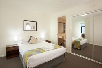 Melbourne Short Stay Apartments On Whiteman - Accommodation Tasmania 3